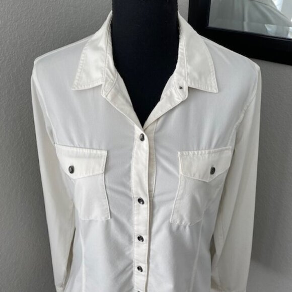 EDDIE BAUER Ivory Snow Travex Departure Stretch Long Sleeve Shirt Medium - Picture 3 of 9